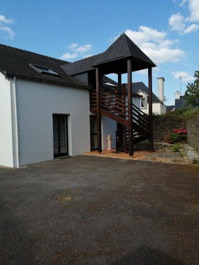 Le Casse Noisettes Hotel Gourin Bagian luar foto